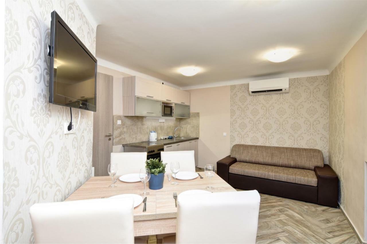 Center Businessclass Apartment Budapest Eksteriør billede