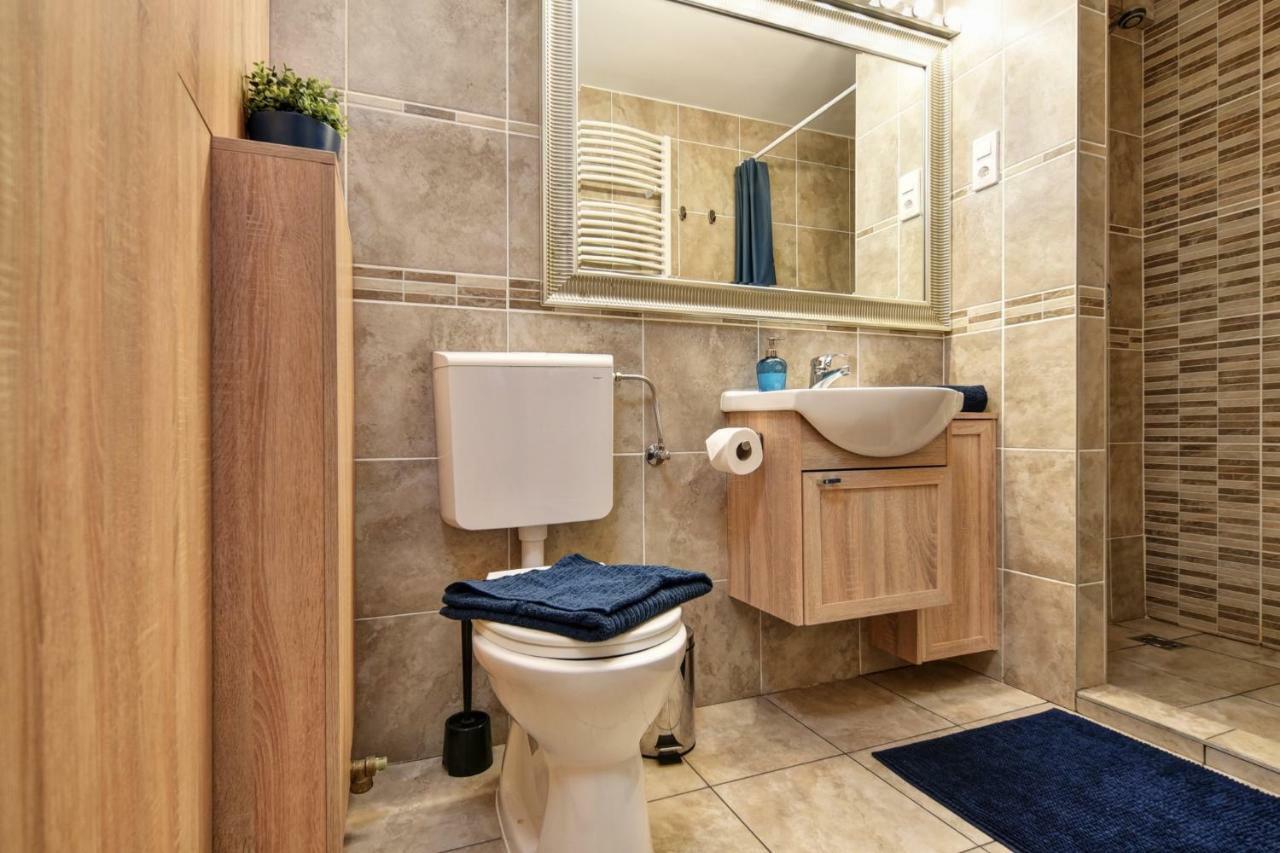 Center Businessclass Apartment Budapest Eksteriør billede